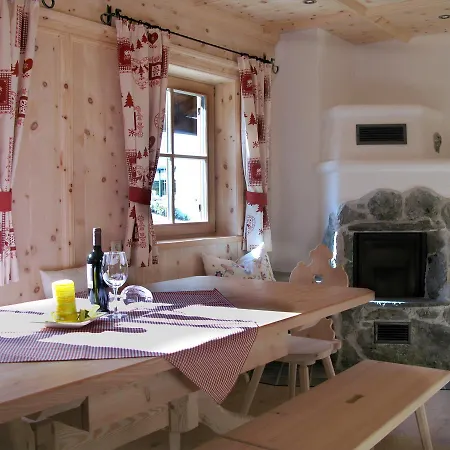 Almdorf Waldesruh Vakantiehuis Sölden
